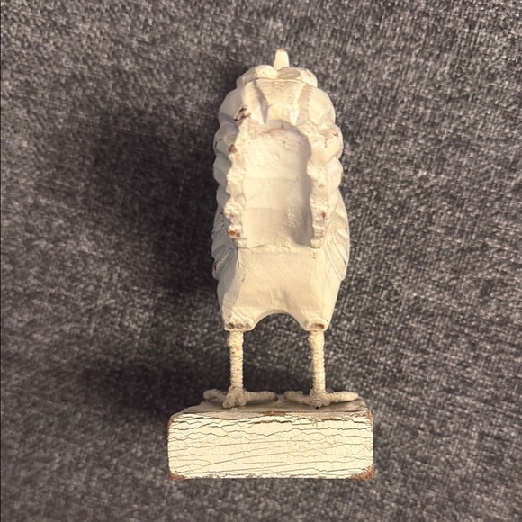 Rustic Cream Wooden Rooster Figurine - Picture 4 of 6